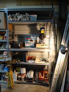 lot 1212 image: Nice shelving unit