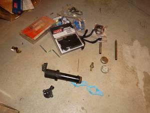lot 1237 image: Lot of automotive hardware