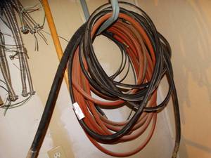 lot 1256 image: Lot of air hoses