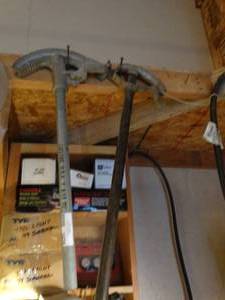 lot 1270 image: 2 pipe benders