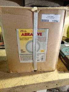 lot 1294 image: New 25 lb box of glass bead for sand blaster