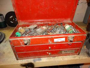 lot 1296 image: S-K toolbox w contents