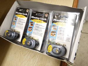 lot 1363 image: 6 new Master lock trigger locks