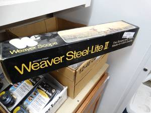 lot 1370 image: Weaver rifle scope- in box