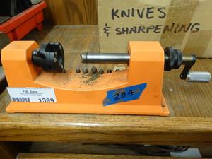 lot 1399 image: Lyman 284 reloading equipment