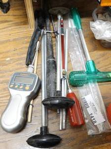 lot 1418 image: Lot of gun cleaning supplies