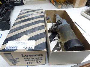 lot 1444 image: Lyman powder measure No. 55 in box