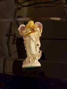 lot 5009 image: 15 Inch Tall Angel with Harp