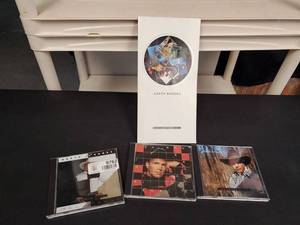 lot 9762 image: Garth Brooks CD Lot