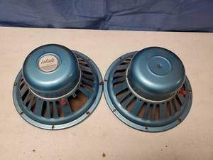 lot 9791 image: Pair Of Vintage Utah Speakers