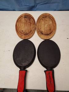 lot 9795 image: Set Of 2 Fajita Plates