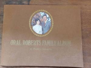lot 9845 image: Oral Roberts Family Album