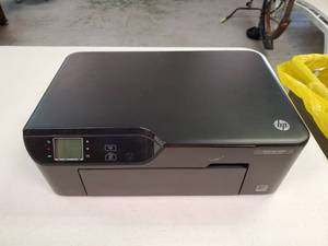 lot 8 image: HP Deskjet 3520 e-All-In-One Wireless Inkjet Printer