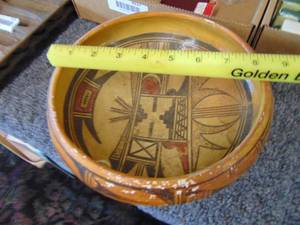 lot 4140 image: SouthwestMexican designed bowl