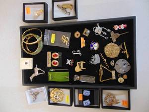 lot 4184 image: Contemporary - Costume Jewelry