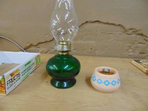 lot 4219 image: Green Oil Lantern and more