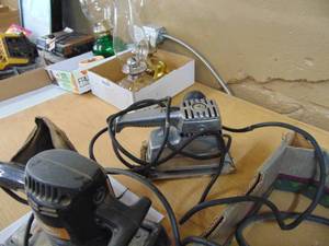 lot 4221 image: Craftsman Finish Sanders and Drill Motor