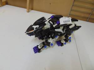 lot 4246 image: Tomy 2002 by Hasbro