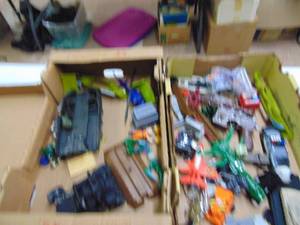 lot 4250 image: 2 boxes of Miscellaneous toys