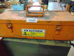 lot 4254 image: Astroline 4 Ton Hydraulic Tool