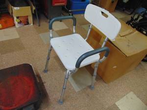 lot 4263 image: Shower Chair