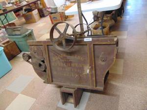 lot 4266 image: Seed Cleaning Tool - Vintage