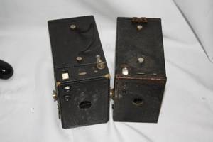 lot 4299 image: Pair of Brownie #2 Cameras