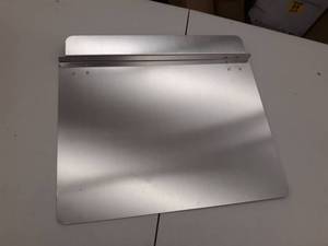 lot 192 image: Zipcase Stainless Steel 20-12 W x 18 H Universal Side fryer Splash for Commercial Fryers fitting 0.5 - 1 Side, Pack of 1