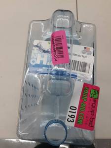 lot 193 image: Arrow Plastic 00744 Slimline Beverage Container