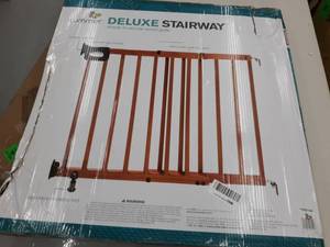 lot 247 image: Summer Deluxe Stairway Simple to Secure Wood Gate, 30-48 Inch Wide