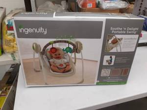 lot 326 image: Ingenuity Portable Swing - Cozy Kingdom