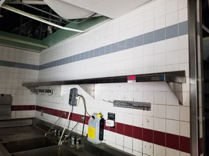 lot 3598 image: 10ft Stainless Shelf