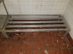 lot 3601 image: 5ft Dunnage Rack