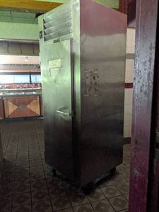 lot 3580 image: Traulsen Commercial Refrigerator