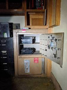 lot 3581 image: Allied-Gary International Safe ER 2024-16