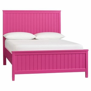 lot 47703 image: Magenta Beadboard Basic Bed - Full Size