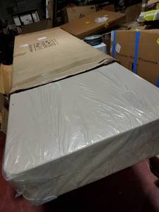 lot 7246 image: Mayton 8-Inch Full XL Size Split Box Spring Mattress FoundationStrong Structure, 53x79