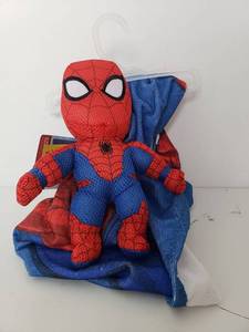 lot 40091 image: 2 Piece Scrubby & Bath Towel Set Marvel Spider-man