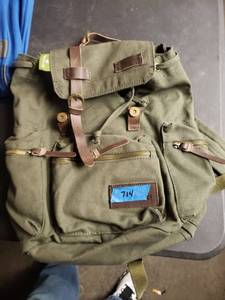 lot 714 image: Nature Lodge Back Pack