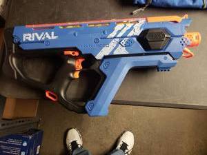 lot 753 image: Nerf Rival MXIX-5000