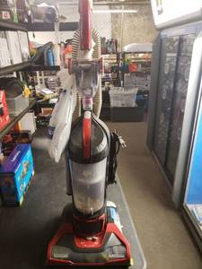 lot 789 image: Dirt Devil Endura Max XL Vacuum