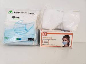 lot 50004 image: Disposable Face Mask Bundle