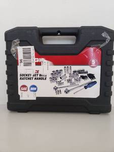 lot 50005 image: Hyper Tough 107 Piece Socket Set UJ5399TA