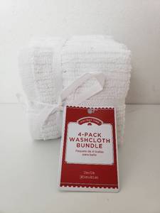 lot 50047 image: Holiday Time 4-Pack Washcloth Bundle