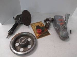 lot 9883 image: Rodac Impact Sander-Trailer Hitches And More