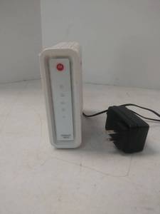 lot 9936 image: Motorola Surfboard SB6141 Cable Modem- Was In Use less Than 2 Weeks Ago