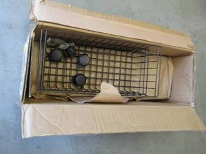 lot 105 image: Metal Bath Rolling Cart
