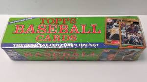 lot 116 image: 1987 Topps Baseball Cards  Factory Sealed Complete Set Of 792