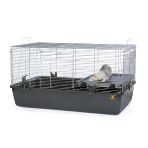 lot 49861 image: Prevue Pet Products Universal Small Animal Home