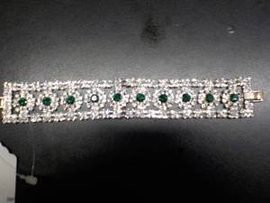 lot 6231 image: Ginasy Btime Fasion Wide Flower Bangle Bracelet